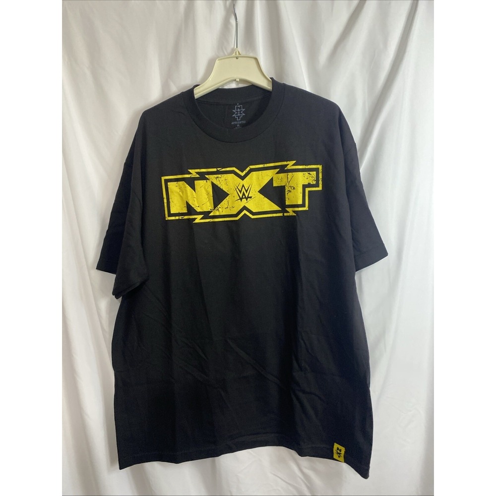 WWE NXT Graphic T-Shirt Mens XL Black Excellent The Future Is Now 2015 Tee